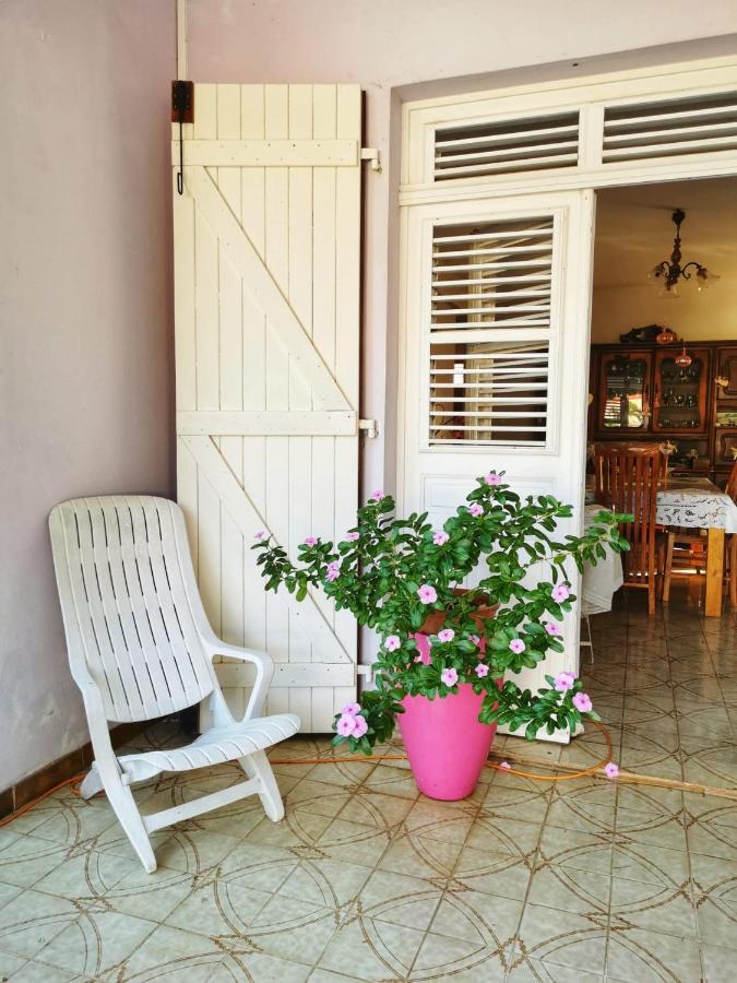 Vue Sur Mer A La Villa Parme Le Robert Exterior photo